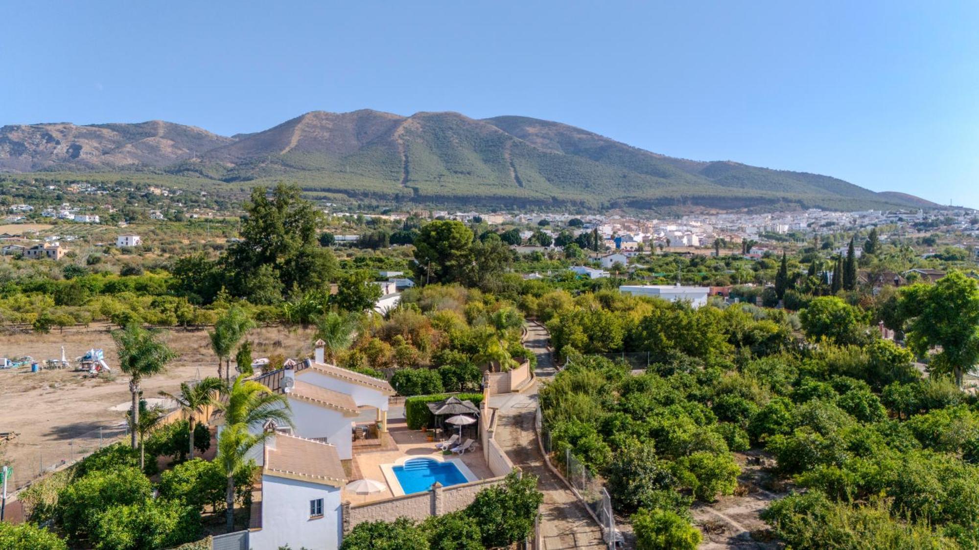 Casa Rural Tipica Andaluza, Wifi,Piscina, Barbacoa, Aire Acondicionado, 5Min Centros Alhaurín el Grande Extérieur photo